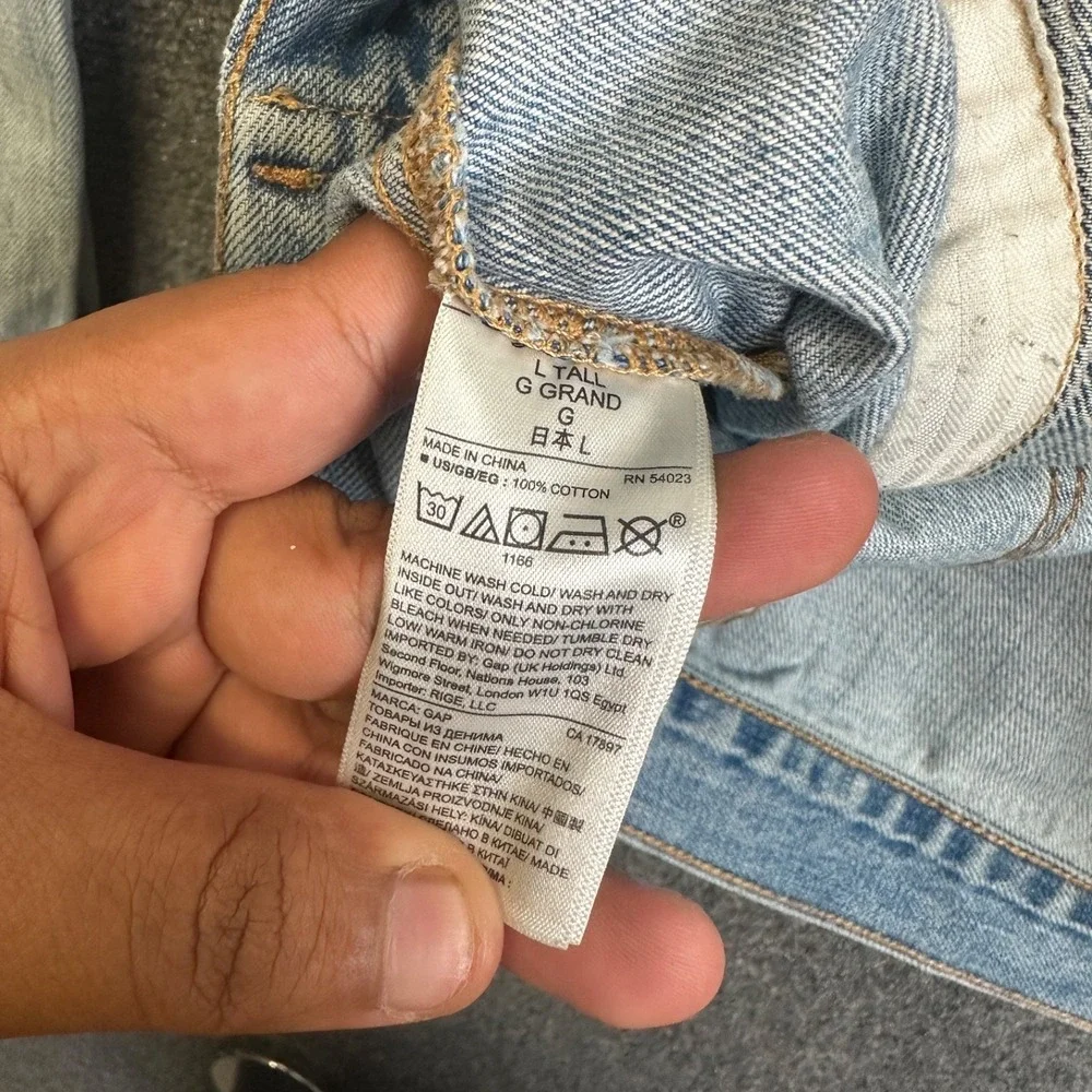 Gap 1969 Denim Trucker Jacket Mens L Tall Light Wash Distressed Ripped Button Up